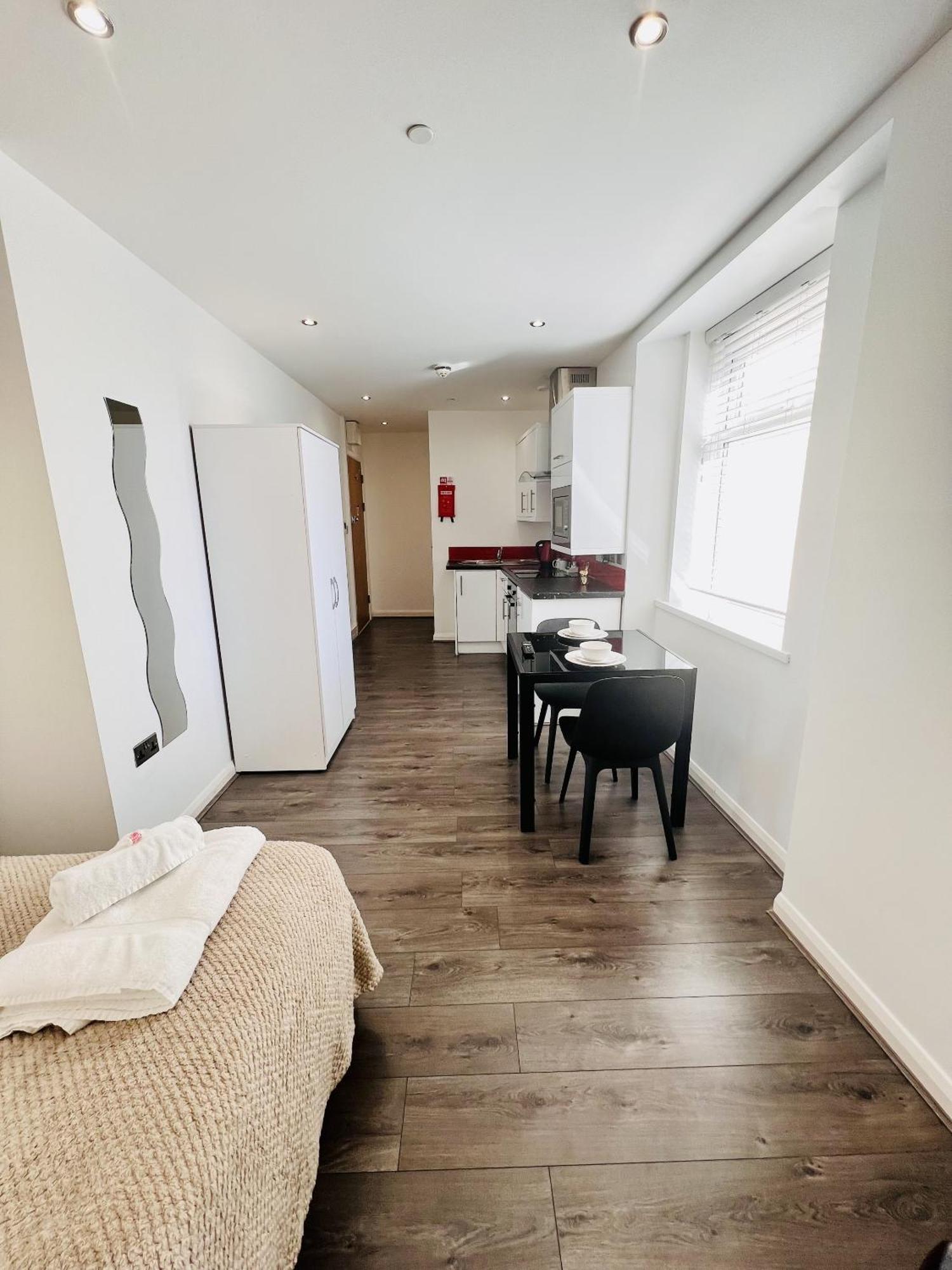 Foxhouse Studio Apartments Plymouth Exterior photo